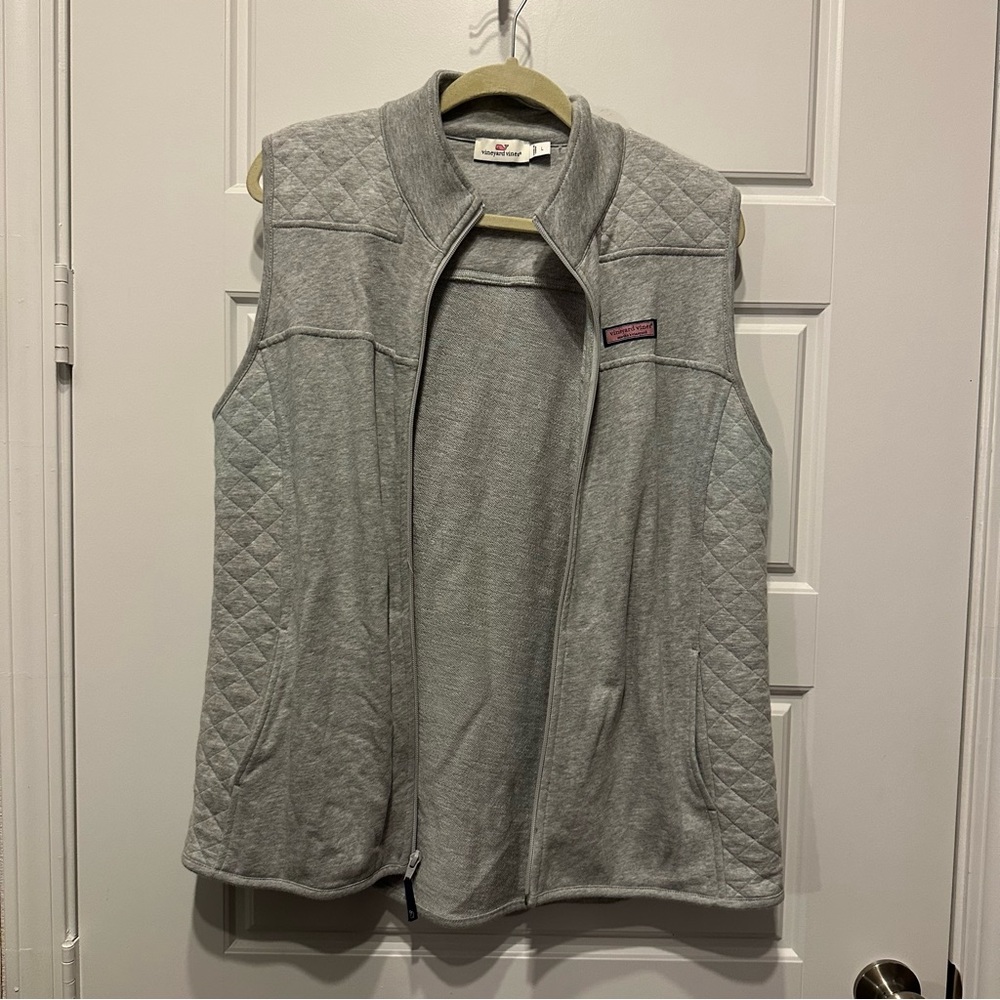 ✨Vineyard Vines Vest